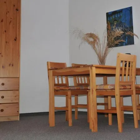 Pension Sassnitz Atelierhaus-3